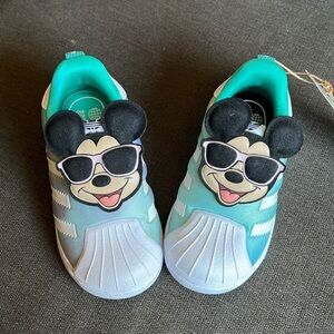 Adidas Superstar Disney Mickey Mouse Kids SlipOn Shoes Sneakers Size 7k!